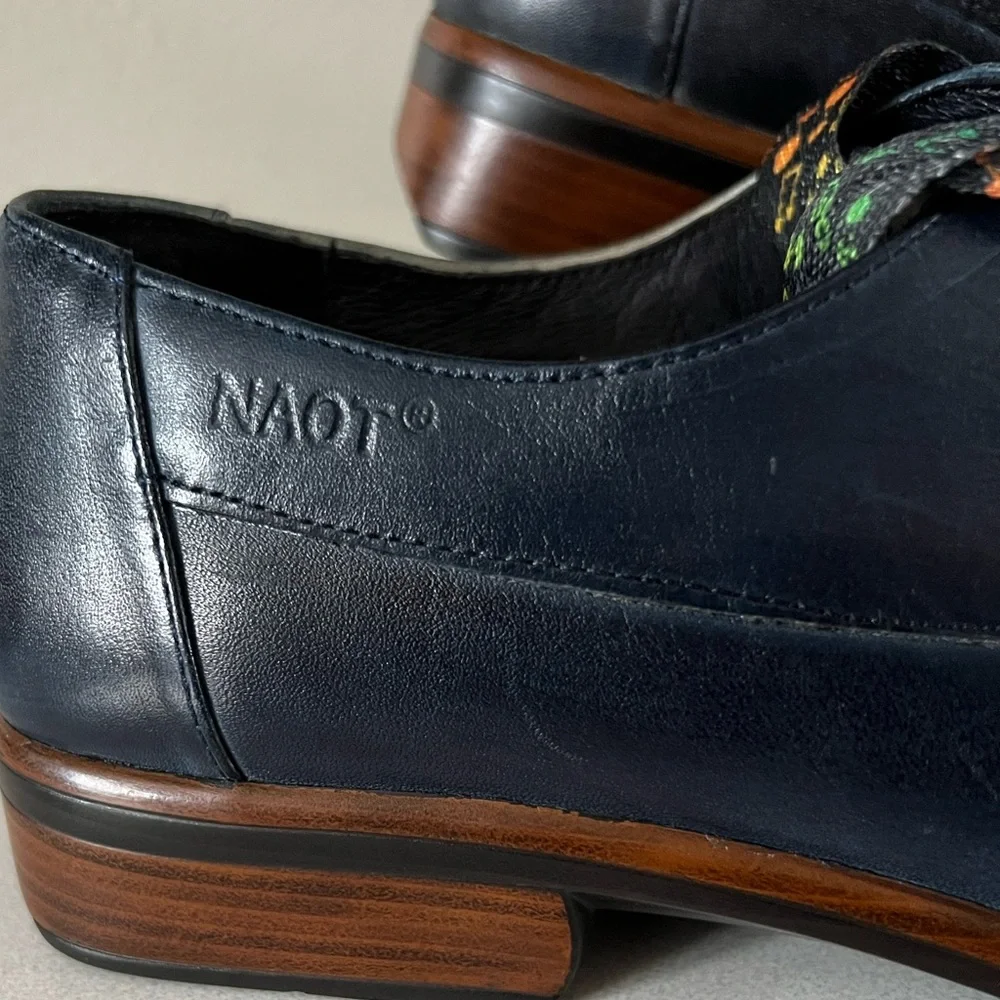 Naot Men's Black and Brown Oxfords with Patterned musical  Laces Noat size 40